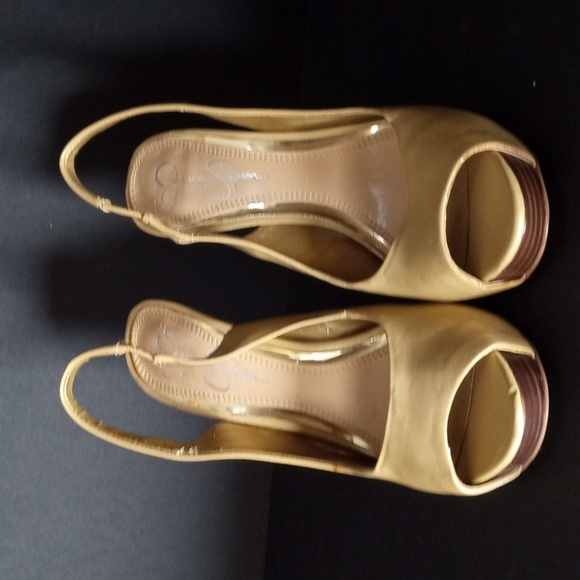 Jessica Simpson high heels - Picture 2 of 8